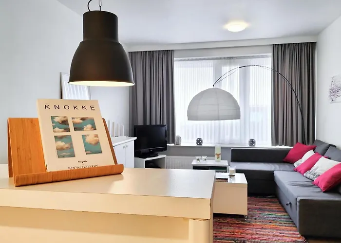 Awesome Apartment In Knokke-Heist With Kitchen